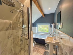 Photo 27- click for photo gallery